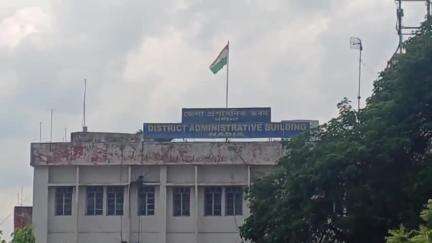 কৃষ্ণনগর ১: জেলা নির্বাচন কমিশন সূত্রে জানা যায় আগামী ১৯ শে জুন কালিগঞ্জ বিধানসভায় উপনির্বাচন হতে চলেছে তাইতো