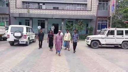 ঢেকিয়াজুলি ভাগ: নতুন বস্তিত মহিলাৰ ৰহস্যময় আত্মহত্যা,ঢেকীয়াজুলি থানাত স্বামীৰ লগতে স্বামীগৃহৰ পৰিয়ালৰ বিৰুদ্ধে এজাহাৰ দাখিত মহিলাৰ পিতৃৰ