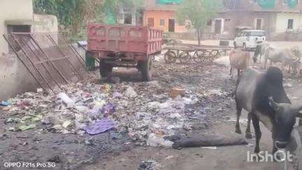 सिरोंज: नगर पालिका के पास नवीन सब्जी मंडी में लंबे समय से नहीं हुई सफाई,नागरिक परेशान#jansamasya
