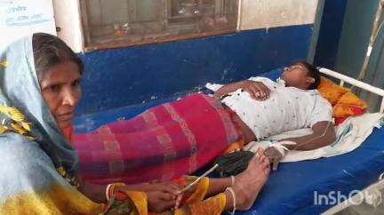 हिसुआ: मलूका बीघा गांव में खेत में काम करते समय करंट लगने से एक युवक गंभीर रूप से झुलस गया, अस्पताल में कराया गया इलाज