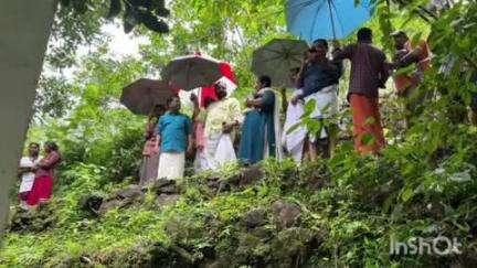 റാന്നി: കനത്ത മഴയിലും കാറ്റിലും നാശനഷ്ടങ്ങൾ ഉണ്ടായ വെച്ചൂച്ചിറ ,പഴവങ്ങാടി  പഞ്ചായത്തിലെ സ്ഥലങ്ങൾ പ്രമോദ് നാരായണൻ MLA സന്ദർശിച്ചു