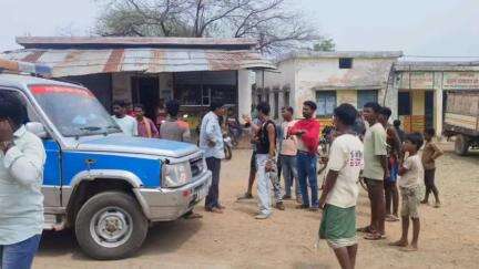 कवर्धा: ग्राम गांगपुर में पिकअप और बाइक की टक्कर में दो लोग घायल, पंडरिया अस्पताल में कराया गया भर्ती