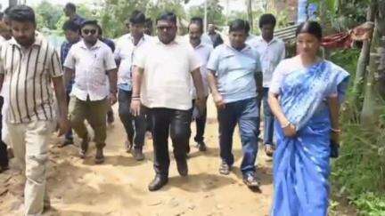 অমরপুর: দক্ষিণ মাতাবাড়ি GP-র বিজন রায়ের বাড়ি থেকে নেপাল সূত্রধরের বাড়ি পর্যন্ত কাঁচা রাস্তা পরিদর্শন করলেন বিধায়ক সহ অন্যরা