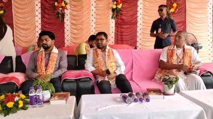 জিরানিয়া: জিরানিয়ার গণপতি পেট্রোল পাম্পের শুভ উদ্বোধন করেন পরিবহন ও পর্যটন দপ্তরের  মন্ত্রী সুশান্ত চৌধুরী