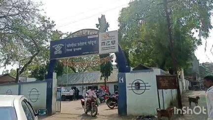 नांदुरा: जिल्ह्यात दुचाकी चोऱ्यांचे सत्र सुरुच असून नांदुरा  शहरातील गणी पेट्रोल च्या जवळून अज्ञात चोरट्याने दुचाकी लंपास