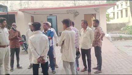 बांसवाड़ा: हेरा पाड़ा गांव में खेतों में काम करते समय महिला को जहरीले जानवर ने काट लिया, हुई मौत, शव मोर्चरी में रखा गया