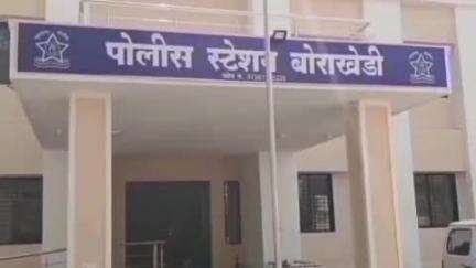 मोताळा: मोताळा नांदुरा रोडवर देशी दारू सह 51 हजार 750 रुपयांचा मुद्देमात जप्त, एका जणांविरुद्ध गुन्हा दाखल