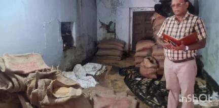 रानीश्वर: रानीश्वर बीडीओ राकेश कुमार सिन्हा ने बिलकान्दी पंचायत में आवास और जनवितरण प्रणाली दुकान का निरीक्षण किया