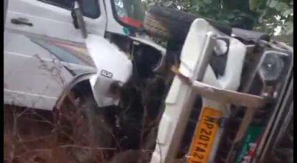 लखनादौन: रहलोन कला में दो वाहन आपस में टकराए, एक व्यक्ति घायल