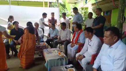 বাক্সা: বাঘাজানীত বেহৰবাৰী আউট পোষ্টৰ অভিনেতা ফৈলাও বসুমতাৰীৰ ৰাজহুৱা আদ্যশ্ৰাদ্ধত বিটিআৰ প্ৰধান প্ৰমোদ বড়োৰ অংশগ্রহণ