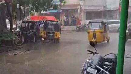 కర్నూలు: కర్నూలులో దంచి కొట్టిన వర్షం