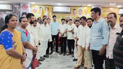 కర్నూలు: మ‌హానాడు కార్య‌క్ర‌మంపై స‌మావేశ‌మైన టిడిపి నేత‌లు :  క‌ర్నూలు నియోజ‌క‌వ‌ర్గ మ‌హానాడు ప‌రిశీల‌కులు ఈశ్వ‌ర్