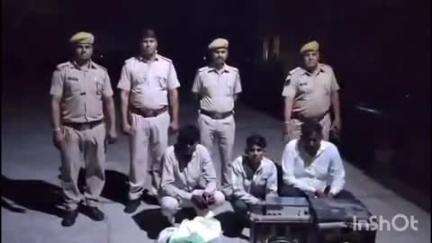 बसेड़ी: नादनपुर थाना इलाके में एरिया डॉमिनेशन अभियान के तहत पुलिस ने 11 व्यक्तियों को किया गिरफ्तार
