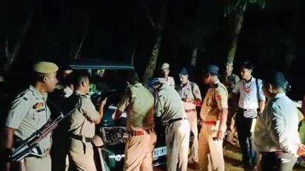 সাব্রুম: দক্ষিন শ্রীনগর শিববাড়ী পাড়ার এক বাড়ী থেকে প্রচুর পরিমান নেশাজাতীয় সামগ্রী বাজেয়াপ্ত করে পুলিশ