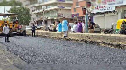 ડીસા ચંદ્રલોક રોડ પર નવિન રોડની કામગીરીની ધારાસભ્ય સહિત પાલિકાના હોદેદારોએ મુલાકાત લીધી #Jan samasya#