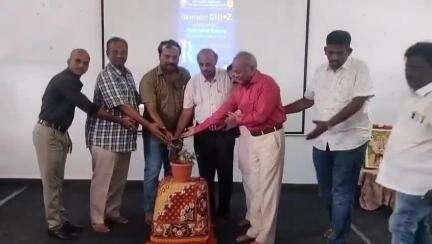 ಬಳ್ಳಾರಿ: ನಗರದ ವಾಸವಿ ಶಿಕ್ಷಣ ಸಂಸ್ಥೆಯಲ್ಲಿ ವಿದ್ಯಾರ್ಥಿಗಳಿಗೆ ಅರಿವು ಕಾರ್ಯಕ್ರಮ