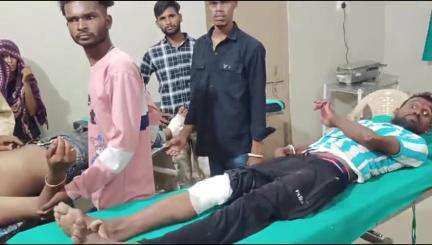आबापुरा: कुंडला घाटी में दो बाइक की आमने-सामने भिड़ंत में तीन युवकों को लगी चोट, एमजी अस्पताल में उपचार जारी