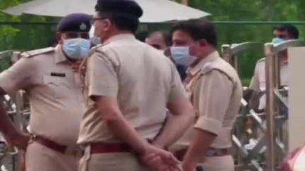 नारनौल: नारनौल में सिगरेट न देने पर पांच युवकों ने मजदूर को पीटा, किराए पर रहता है मजदूर