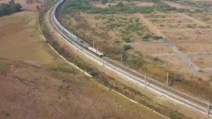 A Historic Milestone for Gujarat! 🌿📷Gujarat becomes a 100% electrified state, paving the way for greener, faster and more sustainable Rail travel.  #RailInfra4Gujarat #railminindia