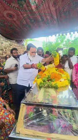 మార్కాపురం: వైసీపీ నాయకులు లక్ష్మీనారాయణ పార్థివ దేహానికి ఘన నివాళులర్పించిన మాజీ ఎమ్మెల్యే అన్నా రాంబాబు