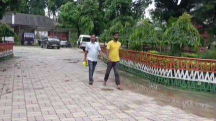 তুফানগঞ্জ ১: তুফানগঞ্জ ১ BDO অফিসের সামনে থেকে টোটো চুরির ঘটনায় চাঞ্চল্য, থানার দ্বারস্থ টোটো চালক