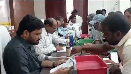 భీమవరం: ప్రజా ఫిర్యాదులకు త్వరితగతిన నాణ్యమైన పరిష్కారం ఇవ్వాలి:  జాయింట్ కలెక్టర్ టి. రాహుల్ కుమార్ రెడ్డి