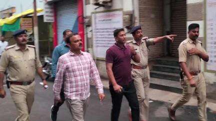 बुरहानपुर नगर: फवारा चौक क्षेत्र में रोड के निर्माण कार्य का नगर निगम आयुक्त ने किया निरीक्षण, दिए आवश्यक दिशा निर्देश