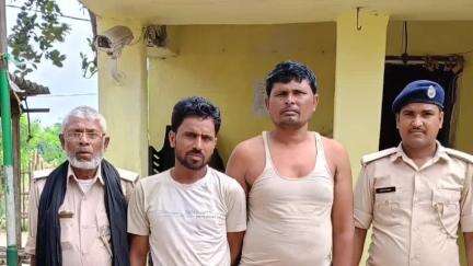 सिमरी बख्तियारपुर: कनरिया पुलिस ने शराब सेवन मामले में दो लोगों को किया गिरफ्तार