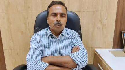 વઢવાણ: વઢવાણ ૮૦ ફૂટ રોડ ખાતે શિવમ્ પાર્ક તથા શ્રીહરી પાર્ના રસ્તામાં ગેરકાયદેસર દબાણો મામલે અમૃતભાઈ આપી પ્રતિક્રિયા
#Jansamasy