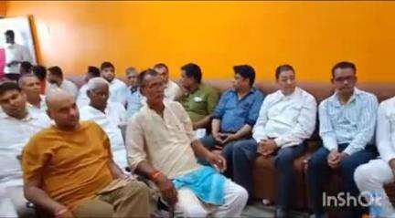 बिक्रमगंज: बिक्रमगंज शहर के डुमरांव रोड स्थित संत एस एन ग्लोबल में भाजपा के प्रदेश अध्यक्ष ने निजी विद्यालय एसोसिएशन के साथ बैठक की