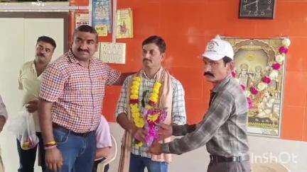 વઢવાણ: આેપરેશન સિંદૂરમ‍ાં ફરજ બજાવી વતન પરત આવેલા ફૌજીનું સિંદુરીયા હનુમાન ખાતે ભવ્ય સ્વાગત કરાયું