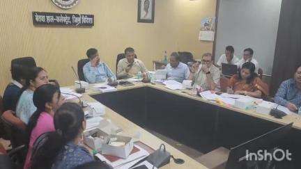 विदिशा नगर: कलेक्टर कार्यालय में टीएल बैठक का हुआ आयोजन, कलेक्टर अंशुल गुप्ता ने विभागीय कार्यों की समीक्षा की