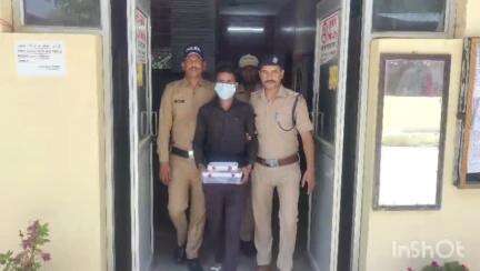 गदरपुर: गदरपुर में नशे के खिलाफ पुलिस की कार्रवाई, 1 किलोग्राम अवैध अफीम के साथ 1 युवक गिरफ्तार