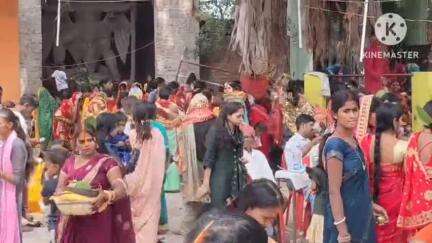 पकरीबरावां: पकरीबरावां में धूमधाम से कई स्थानों पर सुहागिनों ने बट सावित्री की पूजा-अर्चना की