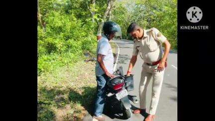 बगहा: एसपी के निर्देश पर सघन वाहन जांच अभियान चलाया गया