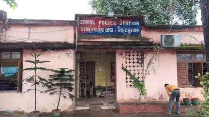 ଅନୁଗୋଳ: ଶିଲିଂ ଗ୍ରାମରେ ଜଣଙ୍କୁ ଟାଙ୍ଗିଆରେ ହାଣି ମାରିଦେବାକୁ ଉଦ୍ୟମ କରିବା ଅଭିଯୋଗରେ ଜଣେ ଗିରଫ
