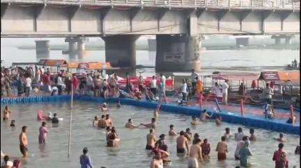 धनौरा: गजरौला के ब्रजघाट व तिगरी गंगा धाम में अमावस्या पर स्नान करने पहुंचे श्रद्धालु