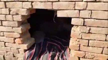 सिराथू: माढ़ो गाँव के दो घरों में पीछे से सेंधमारी कर लाखों की चोरी हुई