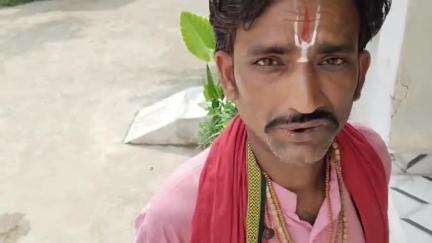 मुकुंदपुर के जग्गनाथ जी मंदिर में चोरी करने पहुंचा चोर दोबारा पकड़ा गया, लोगों ने पुलिस को सौंपा