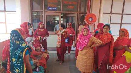 चरखी दादरी: सिविल अस्पताल च.दादरी में परिवार नियोजन ऑपरेशन से मना करने पर लोगों ने जताया रोष, की समाधान की मांग #jansamasya