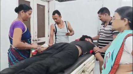 बख्तियारपुर: बख़्तियारपुर स्टेशन पर मेमो ट्रेन से गिरकर एक युवक जख्मी, रेल पुलिस ने पहुंचाया अस्पताल