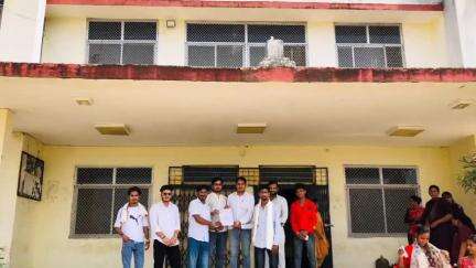 शाहबाद: केलवाड़ा में एबीवीपी कार्यकर्ताओं ने राजकीय कॉलेज में व्याप्त समस्याओं को लेकर प्राधानाचार्य को दिया ज्ञापन
