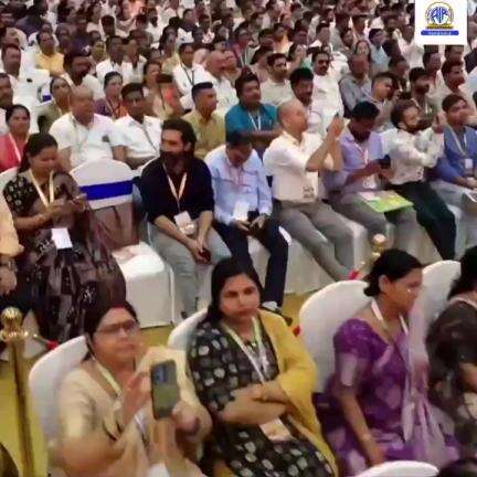 गर्जना करता सिंदुरिया सागर और लहराता तिरंगा जन मन के हृदय में मातृभूमि के प्रति प्रेम ऐसा नजारा था - PM Narendra Modi