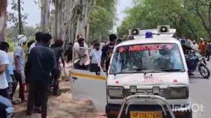 बिजनौर: बिजनौर में नूरपुर मार्ग पर बाल किशनपुर चौराहे के नजदीक बाइक और साइकिल की भीषण टक्कर, साइकिल सवार की मौके पर मौत