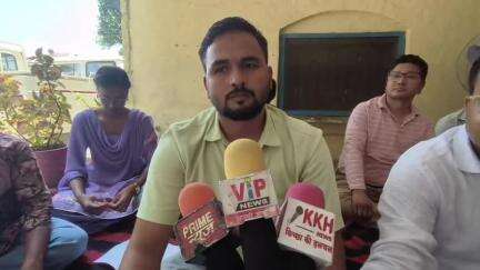 किच्छा: प्रांतीय आह्वान पर अनिश्चितकालीन कलमबंद हड़ताल पर उतरे किच्छा तहसील के पटवारी, दीपक गैड़ा - जिला उपाध्याय