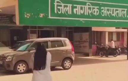 सतनाली: गांव डालनवास में शराब के ठेके पर मिलने आए एक व्यक्ति से मारपीट, छुड़ाने आए दूसरे को भी पीटा