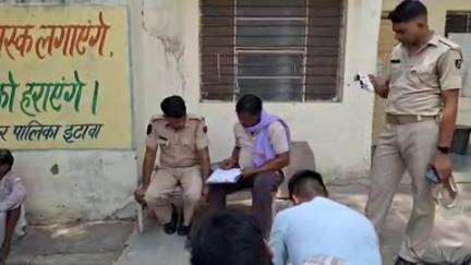 पीपलदा: इटावा कस्बे के चंद्रा मार्केट में युवक ने फांसी लगाकर की आत्महत्या, पुलिस ने करवाया पोस्टमार्टम, जांच में जुटी