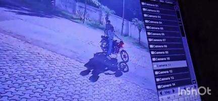 बाजपुर: सरकारी अस्पताल की पार्किंग से एक व्यक्ति की बाइक हुई चोरी, पुलिस सीसीटीवी की मदद से चोर की कर रही है तलाश