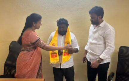 వైసీపీకి రాజీనామా చేసి తెదేపా తీర్థం తీసుకున్న తిరువూరు నగర పంచాయతీ తొమ్మిదవ వార్డు కౌన్సిలర్ మూడు దుర్గారావు