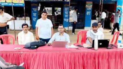 महरौनी: बानपुर क्षेत्र में बिजली विभाग ने चलाया चेकिंग अभियान, लगभग 70 बकायादारों से वसूले करीब ₹2 लाख